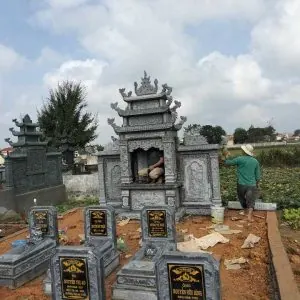 Alternative view of Khuôn viên lăng mộ - KLM8