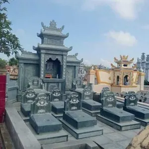 Khuôn viên lăng mộ - KLM2